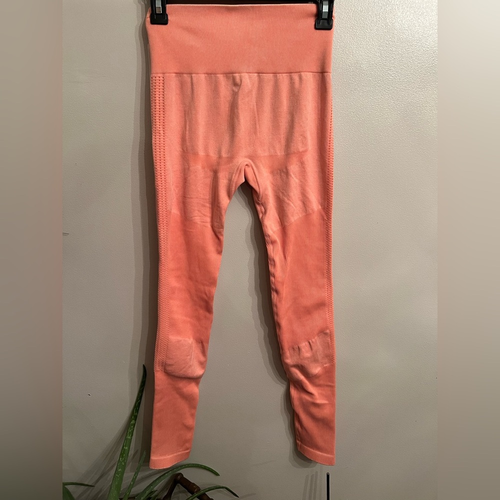 NWT Cut The Frills Legging - Picture 4 of 8